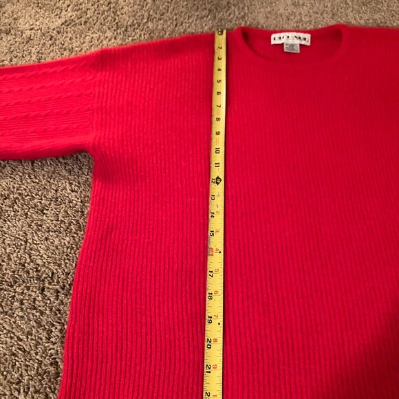 Lot of Two (2) Richard & Co. Women's Lambs Wool SWEATERS, Pink + Red, Sz. L-XL - Picture 6 of 8